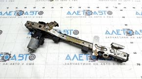 Моторчик продольной регулировки водительского сиденья Mazda 3 19-22 4d под память, с кронштейном, без каркаса, контакт с водой