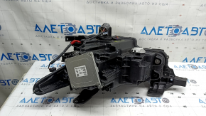 Фара передняя правая в сборе Mazda 3 19-23 ксенон, песок