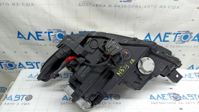 Фара передняя правая в сборе Mazda 3 19-23 ксенон, песок