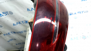 Фонарь внешний крыло левый Mazda 3 19-22 4d тип 1, песок, потерт, царапины