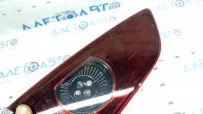 Фонарь внутренний крышка багажника левый Mazda 3 19-22 4d тип 1, царапины