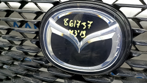 Решетка радиатора grill Mazda 3 19-26 4d в сборе, с эмблемой, матовая черная, песок