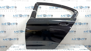 Дверь голая задняя левая BMW 5 G30 17-23 черный 668, крашена 0.2, вмятины, тычка, мусок под лаком