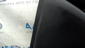 Panou ușă spate dreapta pentru un Honda Accord 19-22, piele neagră, cotieră din piele neagră, ornament cromat cu inserție neagră, zgârieturi, uzat, necesită curățare, piele îndoită