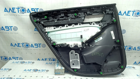 Panou ușă spate dreapta pentru un Honda Accord 19-22, piele neagră, cotieră din piele neagră, ornament cromat cu inserție neagră, zgârieturi, uzat, necesită curățare, piele îndoită