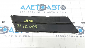 Вставка нижней решетка переднего бампера левая BMW 5 G30 21-23 Basis, крашена в черный