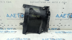 Ruptură protecție arc stânga față Mazda 3 19-24