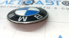 Эмблема значок капота BMW 5 G30 17-23 полез лак
