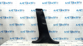 Накладка центральной стойки нижняя левая Jaguar F-Pace X761 17-23 черная, царапины