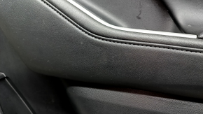 Обшивка двери карточка передняя правая Toyota Highlander 20-26 с ручкой, кожа черная, XLE, XSE, вставка черная, подлокотник кожа черная, царапины, под чистку, выцвела кожа