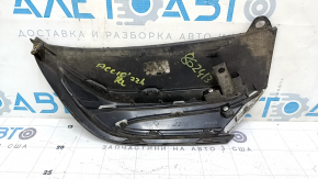 Заглушка глушителя левая Honda Accord 18-22 hybrid с хромом, вставка белая, царапины, протерта