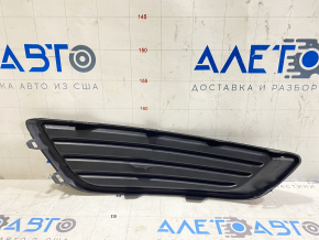 Решетка бампера левая Ford Focus mk3 15-18 рест без птф