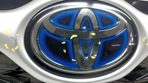 Решетка радиатора grill Toyota Highlander 20-26 без камеры с эмблемой hybrid, серебро, песок, потертость