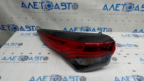 Фонарь внешний крыло левый Toyota Highlander 20-23 LED, без крепления, царапины