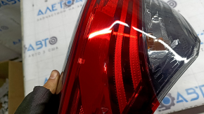 Фонарь внешний крыло левый Toyota Highlander 20-23 LED, без крепления, царапины