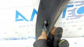 Ornamente aripă dreapta față pentru Toyota Highlander 20-25, structură, elemente de fixare rupte