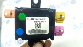 Modul USB HUB cu 2 porturi Jaguar F-Pace X761 17-18