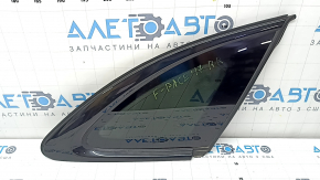 Geam solid spate dreapta Jaguar F-Pace X761 17-21, negru lucios, antenă, ornament decorativ uzat