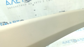 Накладка передней стойки верхняя правая Toyota Camry v50 12-14 usa беж, царапины, под чистку
