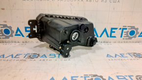 Противотуманная фара птф правая VW Passat b8 16-19 USA