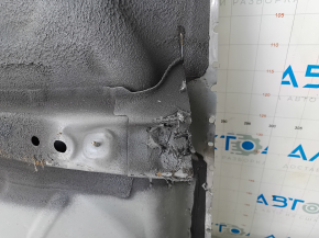 Корыто багажника Mazda 3 19-26 4d FWD высверлено, примята