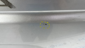 Дверь багажника голая Toyota Sienna 21-26 пластик, серебро 1J9, вмятина, царапина
