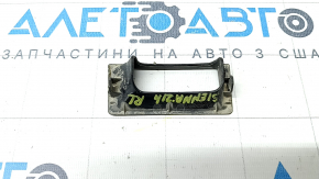 Рамка подсветки номера двери багажника левая Toyota Sienna 21-26