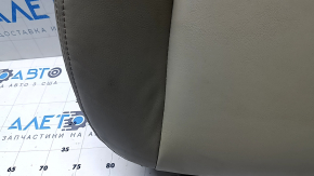 Обшивка подушки пассажирского сиденья Toyota Prius V 12-17 кожа, серая, подогрев, замята