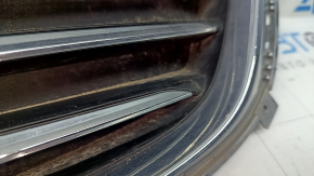 Решетка радиатора grill в сборе с обрамлением Ford Fusion mk5 19-20 хром, песок