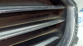 Решетка радиатора grill в сборе с обрамлением Ford Fusion mk5 19-20 хром, песок