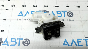 Замок двери багажника Toyota Sienna 21-26