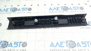 Накладка порога передняя правая Ford Fusion mk5 17-20 черная, царапины