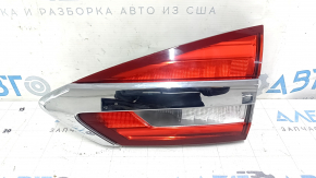 Lampă hayon dreapta interioară pentru Ford Fusion mk5 19-20, halogen cu crom, nivel 1, zgârieturi
