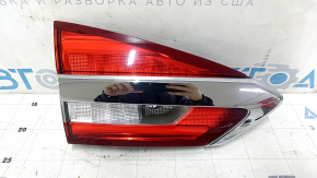 Фонарь внутренний крышка багажника левый Ford Fusion mk5 19-20 галоген с хромом level 1. царапины