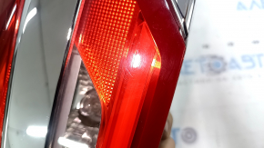 Фонарь внутренний крышка багажника левый Ford Fusion mk5 19-20 галоген с хромом level 1. царапины