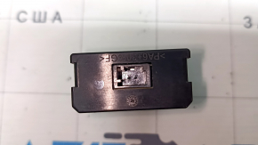 USB Hub центральной консоли Toyota Sienna 21-26 задний