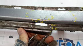 Бампер передний голый Toyota Sienna 21-26 серебро, царапины, вмятины, надорван, трещины в креплениях