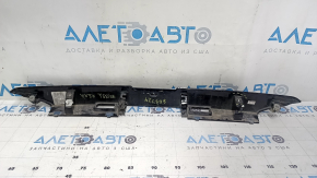 Ornamente portbagaj Ford Fusion mk5 19-20, zgârieturi, suport defect