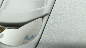 Накладка задней стойки перед форточкой левая Toyota Sienna 21-26 серая под 8 мест, запилена, побелел пластик