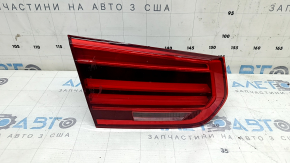 Фонарь внутренний крышка багажника левый BMW 3 F30 16-18 светлый, царапины