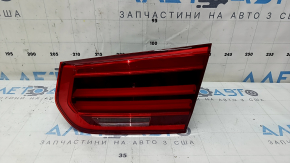 Фонарь внутренний крышка багажника правый BMW 3 F30 16-18 светлый, царапины