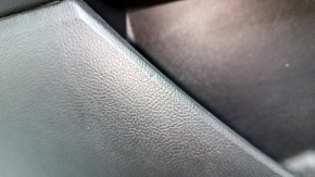 Ornamente ușă spate stânga Ford Fusion mk5 17-20 negru cu inserție din stofă neagră, cotiera din piele neagră, structură gri, zgârieturi, cu mâner