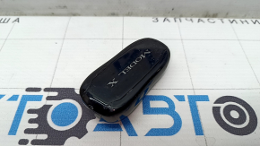 Cheia Tesla Model X 16-21 ciobită, vopsea exfoliată