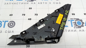 Молдинг крыла треугольник правый Tesla Model X 16-21 тип 2, микротрещины краски