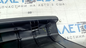Накладка проема багажника BMW 3 F30 4d 12-18 черн, царапины, надломано крепление