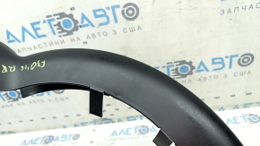 Накладка петли крышки багажника правая BMW 3 F30 12-18 царапина
