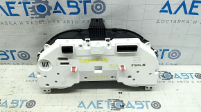 Щиток приборов Toyota Sienna 21-22 4.2" 182к, царапины