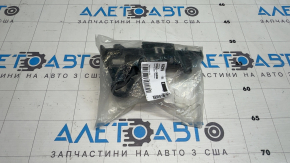 Крепление заднего бампера бампер-фонарь правое Toyota Camry v70 18-24
