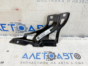 Кронштейн крыла передний левый Audi Q3 15-18