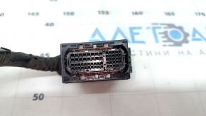 Фишка на блок ECU компьютер двигателя Toyota Camry v50 12-14 hybrid usa малая